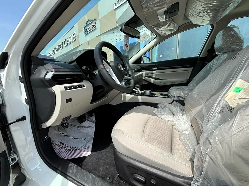 Nissan Altima SV 263137800784771114