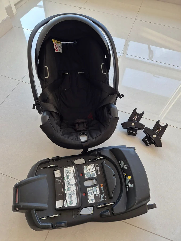 مقعد أمان Babyzen مع قاعدة أمان628658092942111119