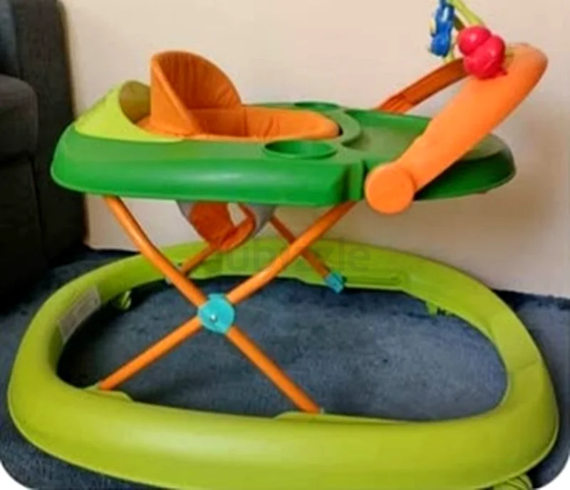 Chicco walker 100 AED63206390180355111