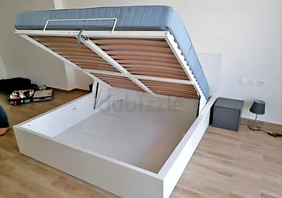 Ikea Hydrullic bed and mattress