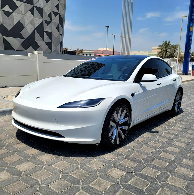 Tesla Model 3, Long Range, Dual Motor, GCC 883563175703535234111