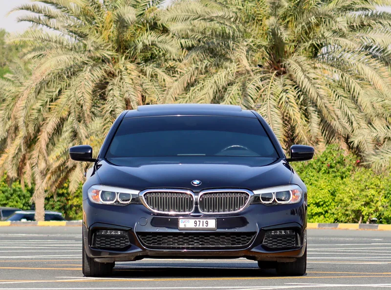 BMW 520i M-KIT 2020 GCC Full service history accident-free, original paint, 1521 P.M63160159448195111