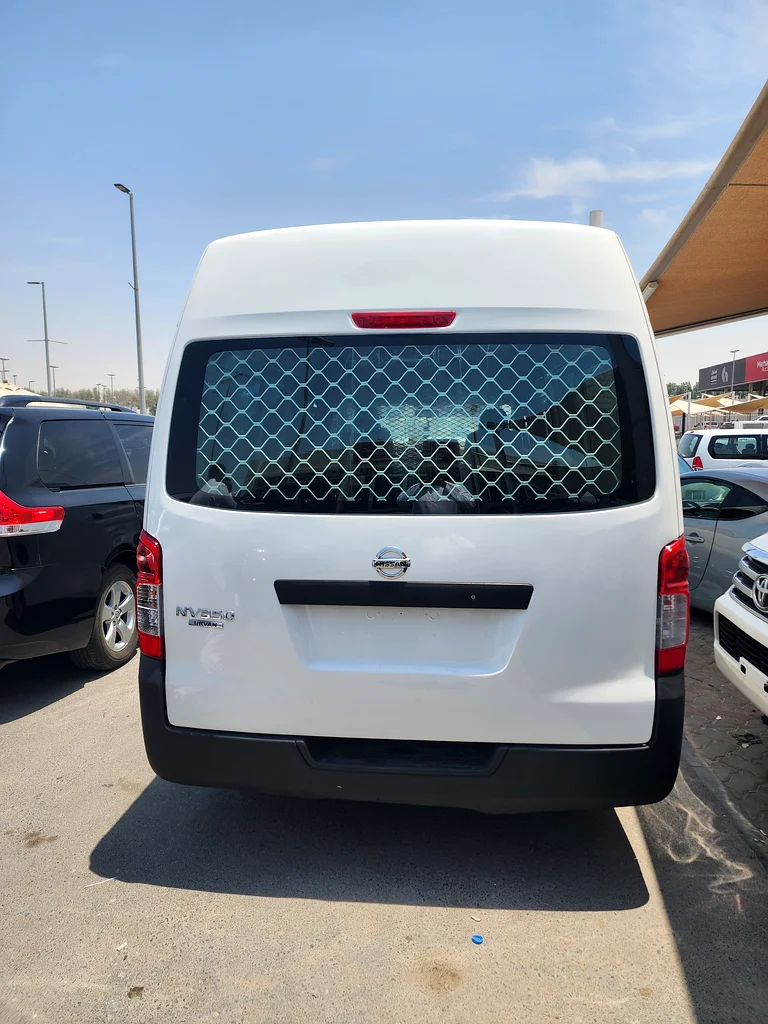 NISSAN URVAN HAIROOF VAN 2014 GCC VERY CLEAN IN SIDE AND OUT SIDE 100%63166628653826114
