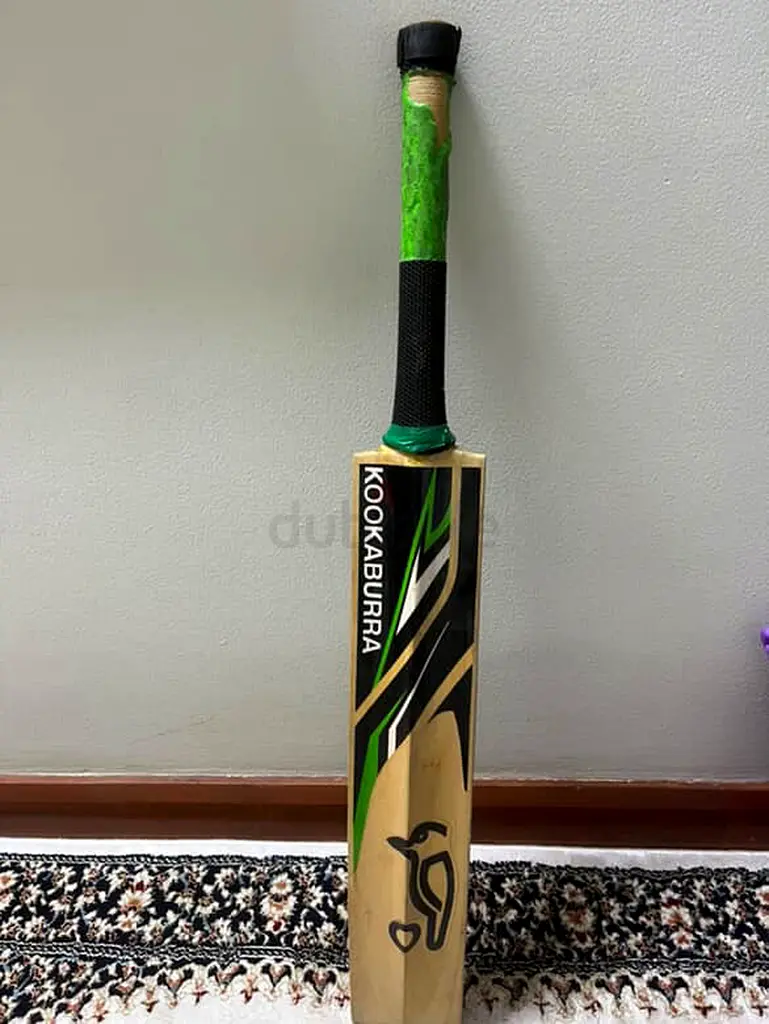 Kookuburra Cricket Bat