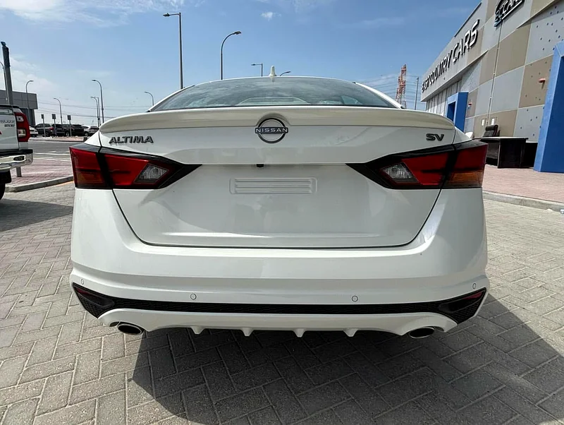 Nissan Altima SV 263137800784771113