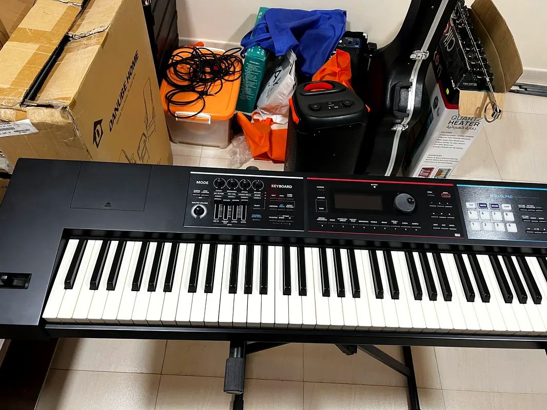 Roland Juno DS 88 Keyboard63226779302145112