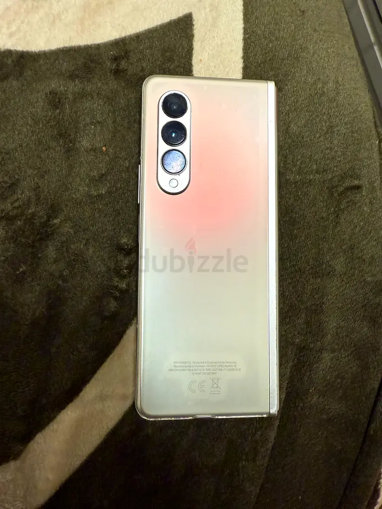 Galaxy z fold 363214900828161111
