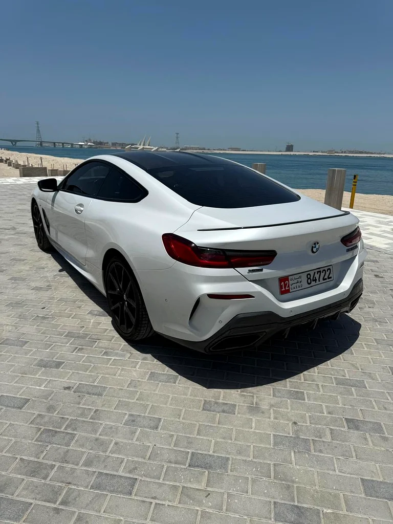 بي إم دبليو M850i 2019 في حالة ممتازة63230141750402112