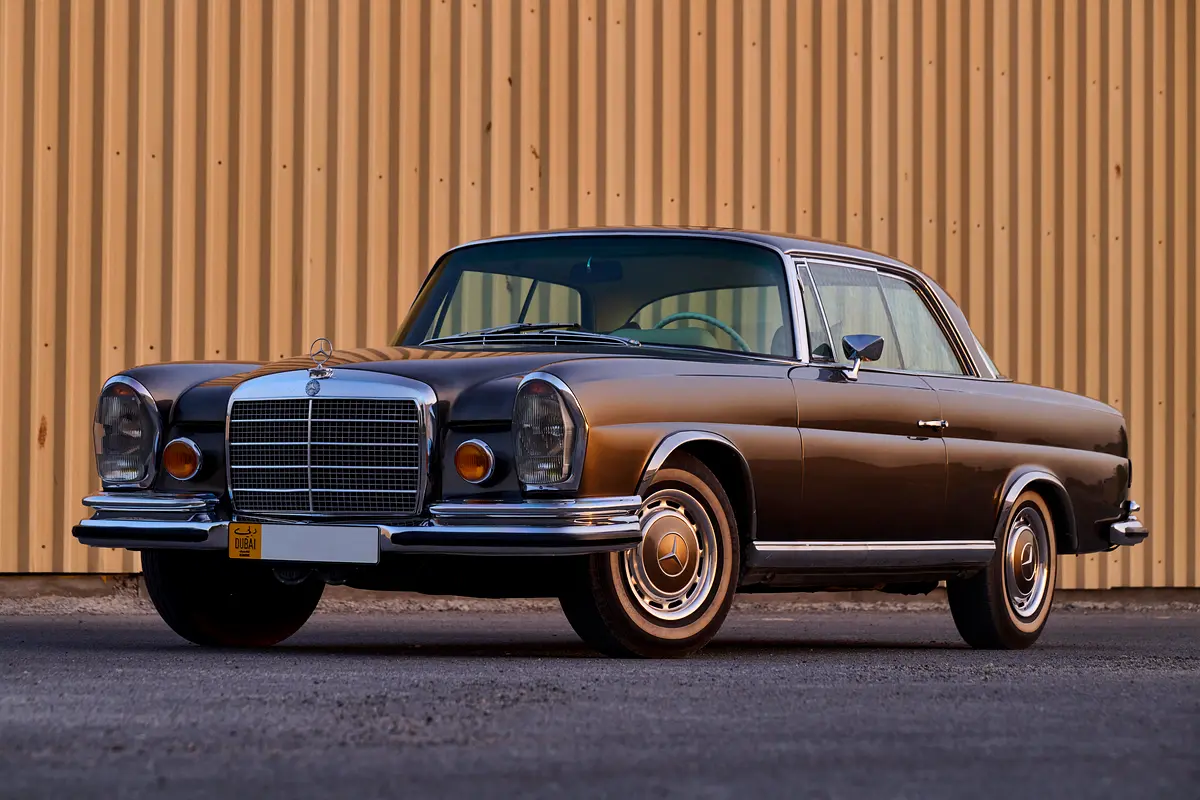 Mercedes-Benz 240/260/280 1970 — photo 1 of 20