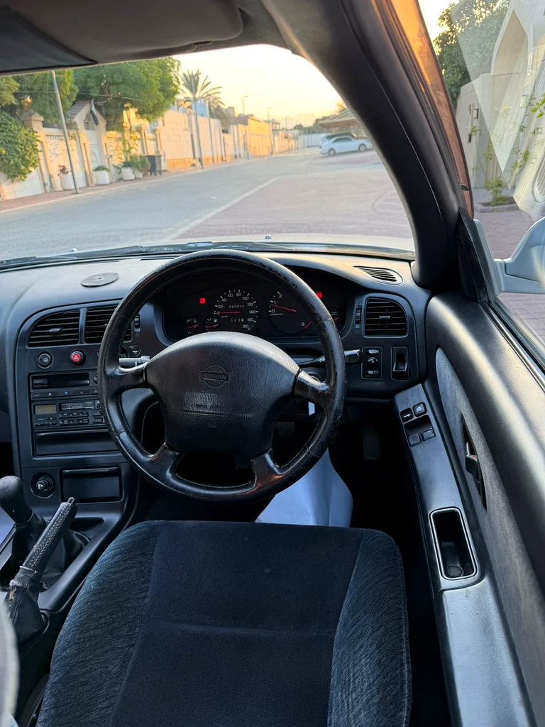 نيسان R3363167091671809111
