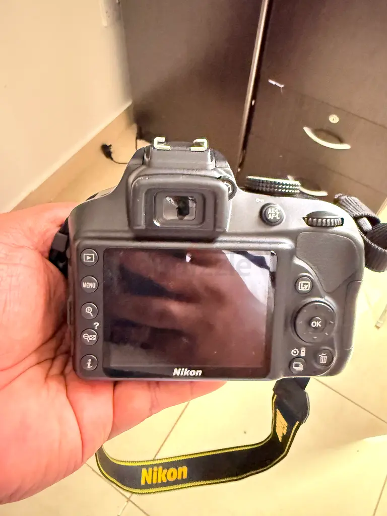 Capture Moments with the Nikon DSLR Camera!