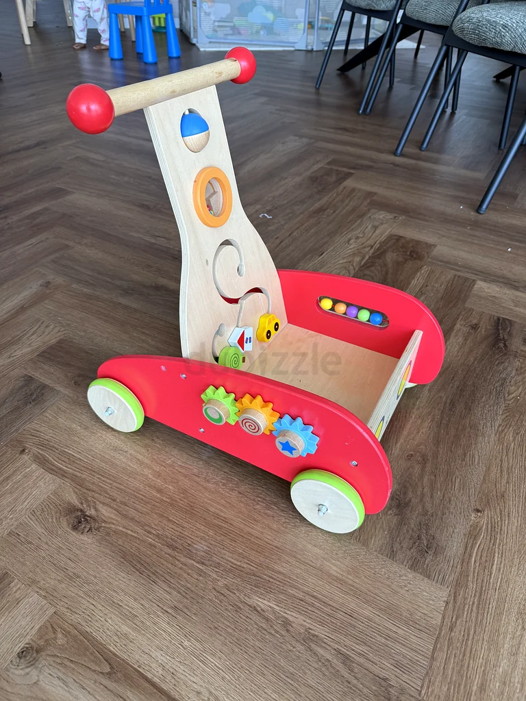 Hape Wooden Walker62929659900417111