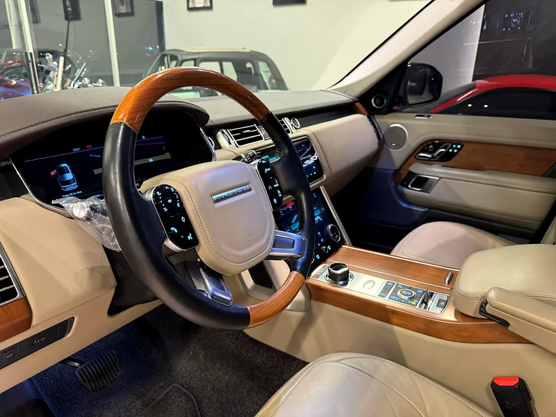 2018 Range Rover Vogue – V6 Supercharged | Luxury SUV | Excellent Condition | Full Service History63158800338051113