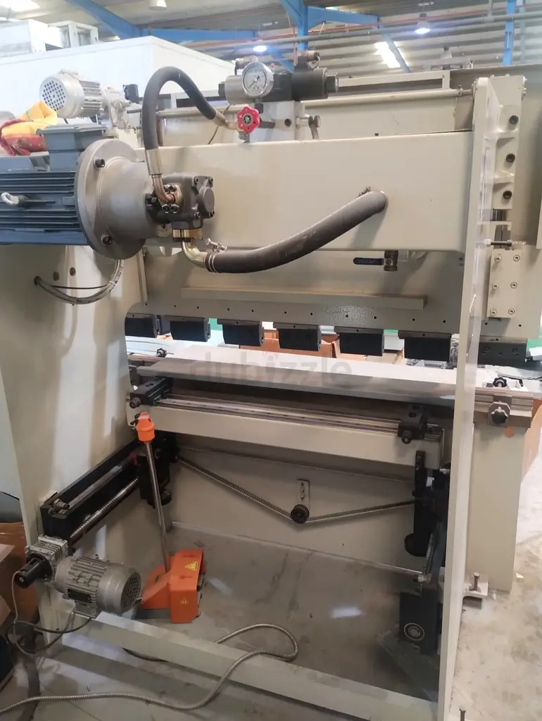 Banding machine63256593818243113