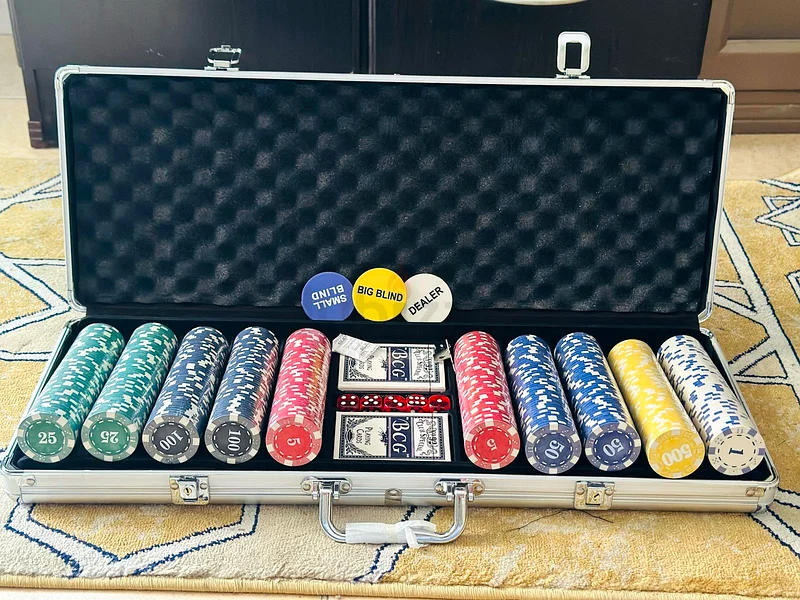 شيبات بوكر من اختيار صحيح 500 قطعة (مع/بدون) مع علبة63243672140417112