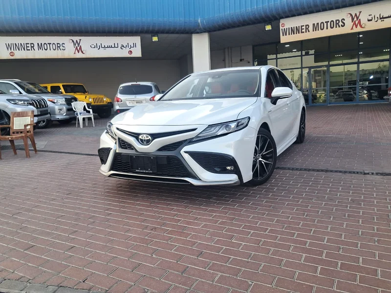 تويوتا كامري جراند سبورت V6 خيار كامل طلاء أصلي 100٪ تحت الضمان من الشركة63148169577091111