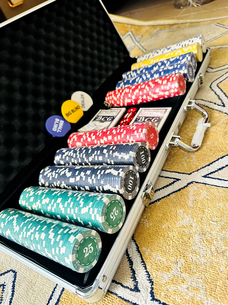 شيبات بوكر من اختيار صحيح 500 قطعة (مع/بدون) مع علبة63243672140417111