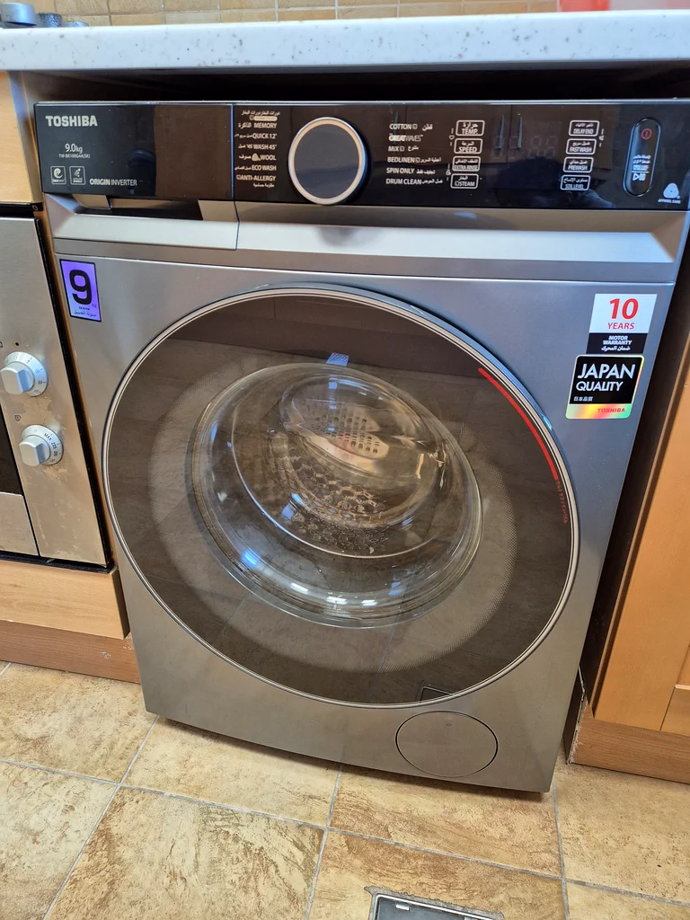 Toshiba washing machine 9kg63243675438593111