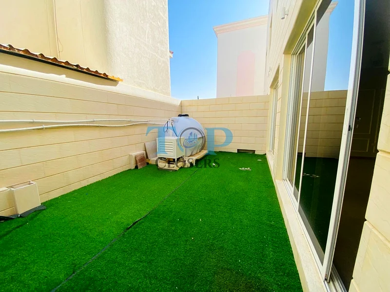 Private yard | Private Entrance|Built in wardrobes62867827918211112