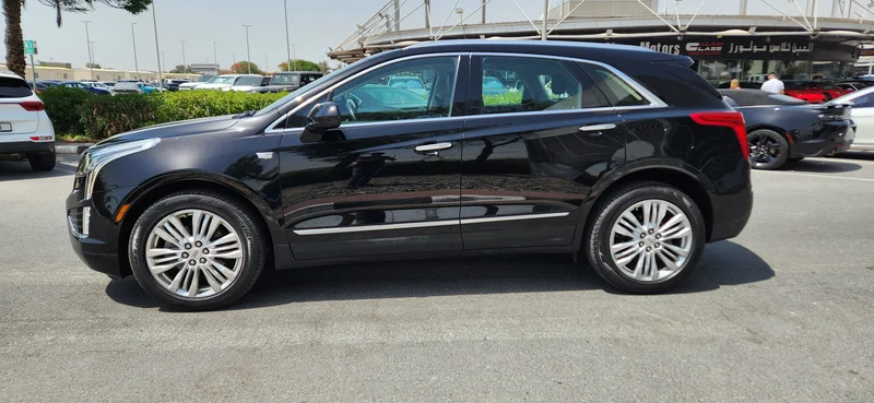CADILLAC XT5 AND 2017 G.C.C PERFECT CONDITION NEW TYRES62929647938306111