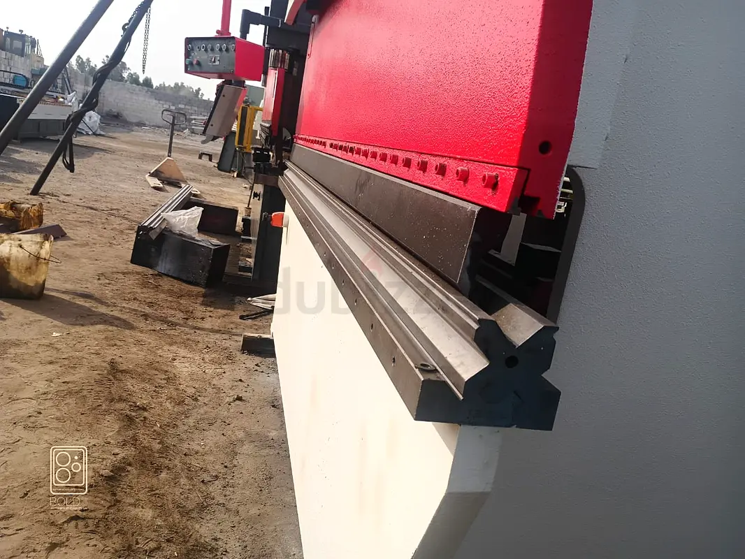 Press break machine63258142103554112