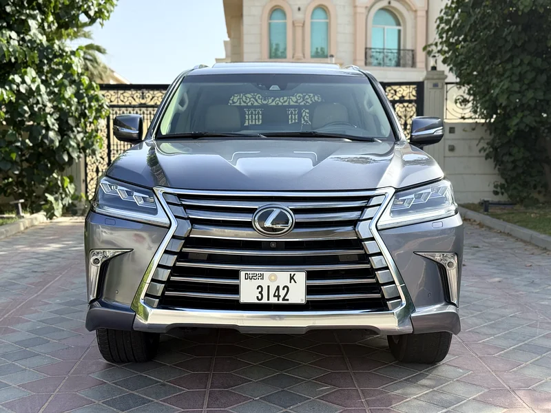 لكزس LX570 بلاتينوم، خيار كامل، رمادي، أميال قليلة، 2020، كأنه جديد63226215795331113