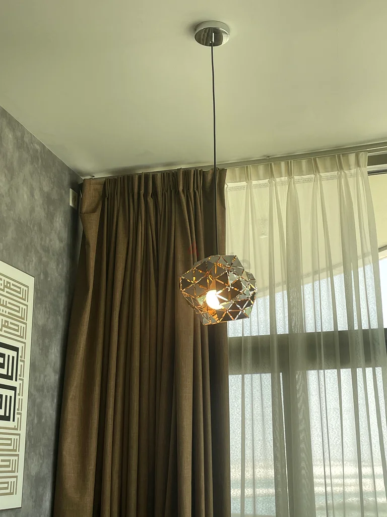 ثريّة معلقة هندسية أنيقة63219822045570111