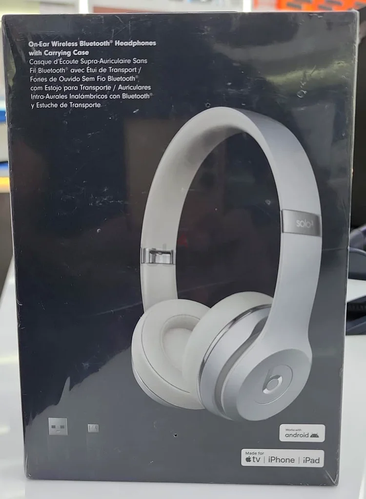 BEATS HEADPHONE SOLO 3 WIRELESS MT293LL/A SILVER63165713479938111