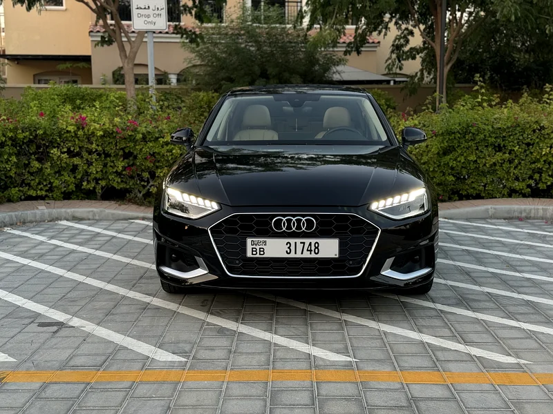 2023 Audi A4 40 TFSI - only 6k kilometer- almost new63224790306562112