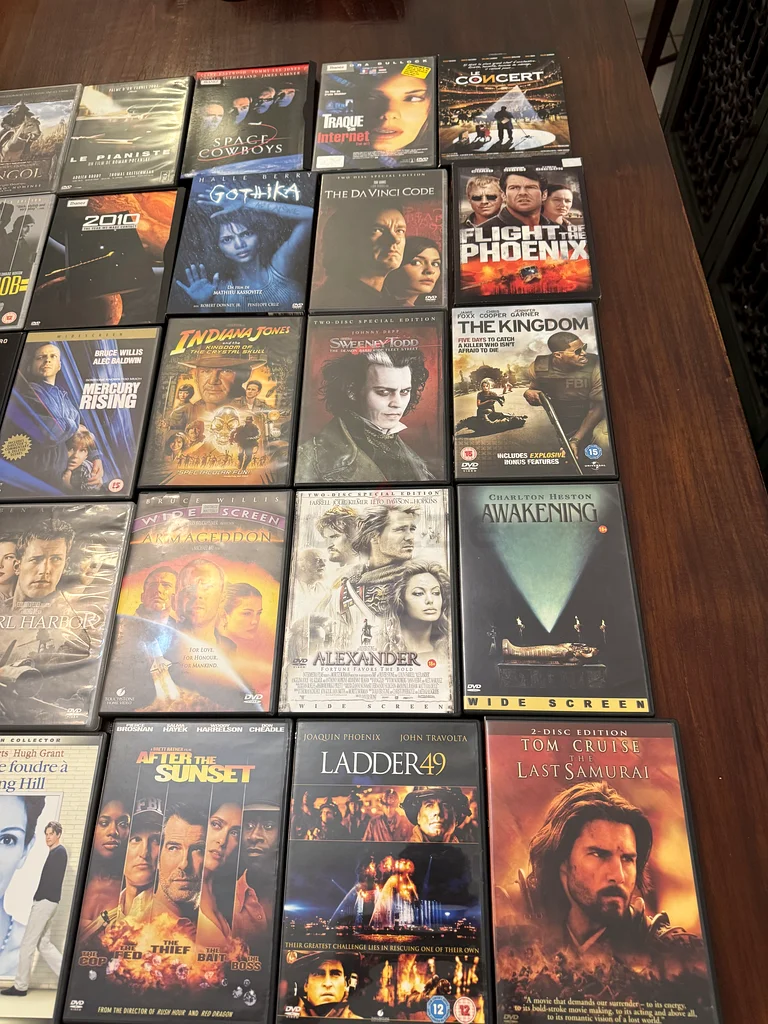 DVD s 30 pieces62863825386115114