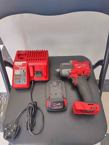 Milwaukee impact wrench 1/2 Brushless