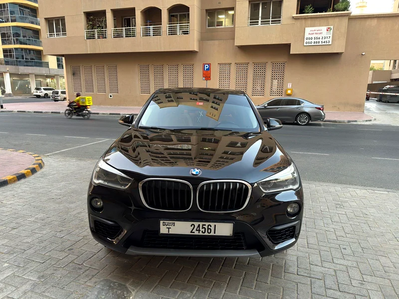 GULF SPEC | BMW | 2019 | X1 | TOP OF RANGE63161069197569111