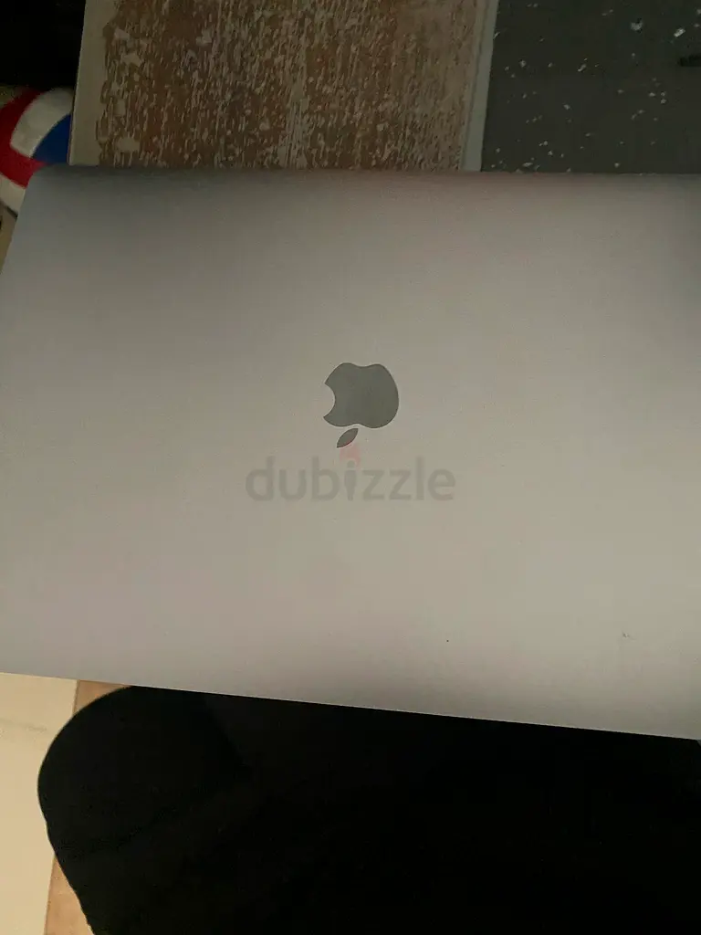 MacBook Pro63254489095426112