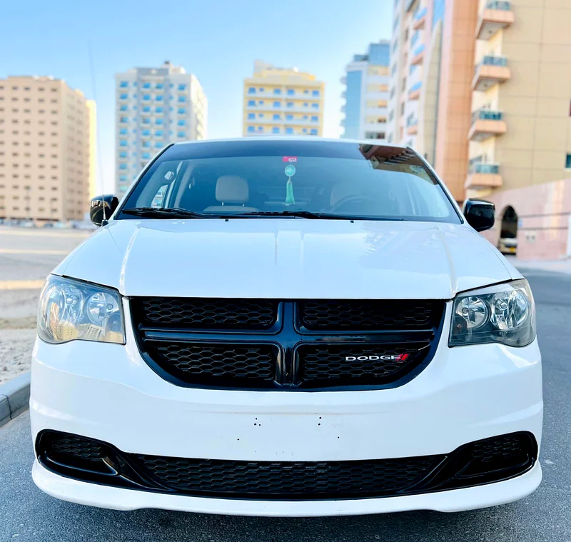 A Very Clean DODGE CARAVAN 2020 White AMERICAN SPECS 7 SEATER Ref. 044963173845953025114