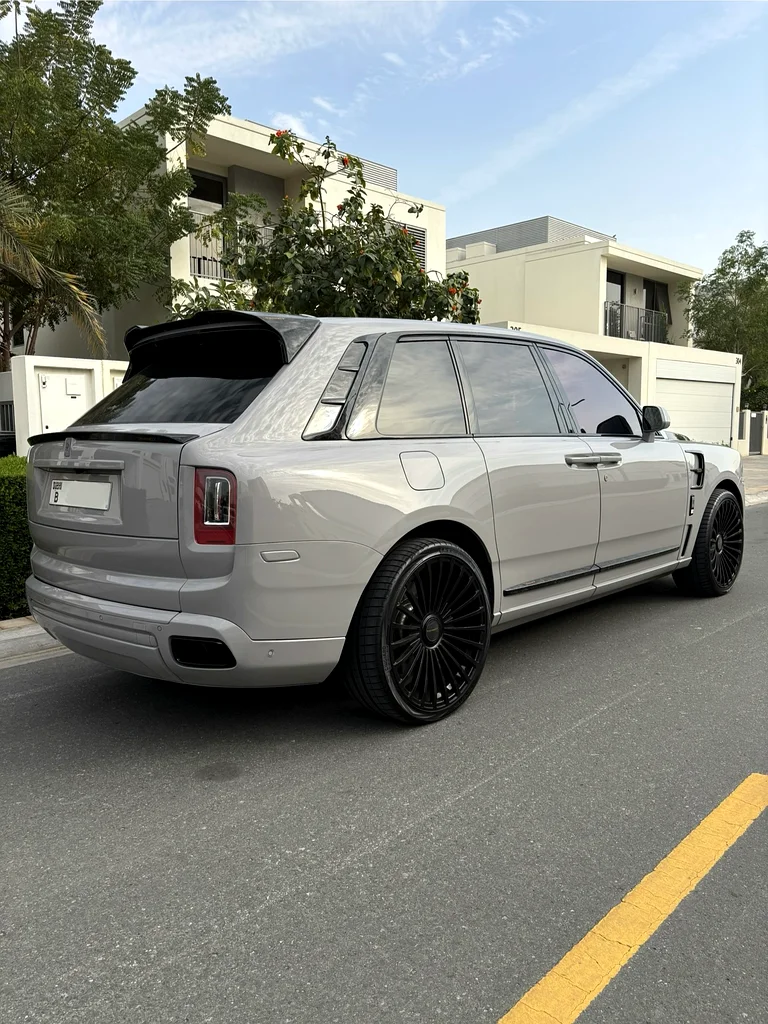 Rolls Royce Cullinan Black Badge Mansory63134993216515111