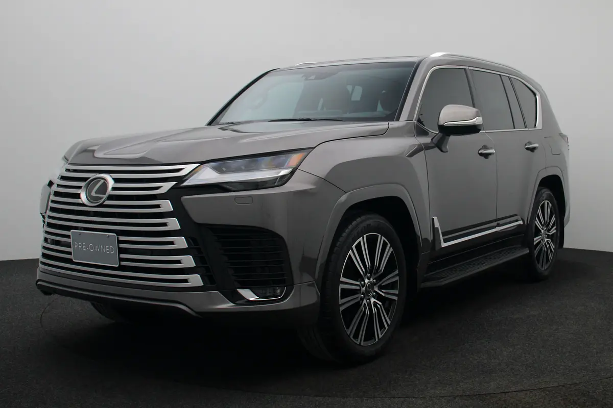 Lexus LX-Series 2024 — photo 1 of 19