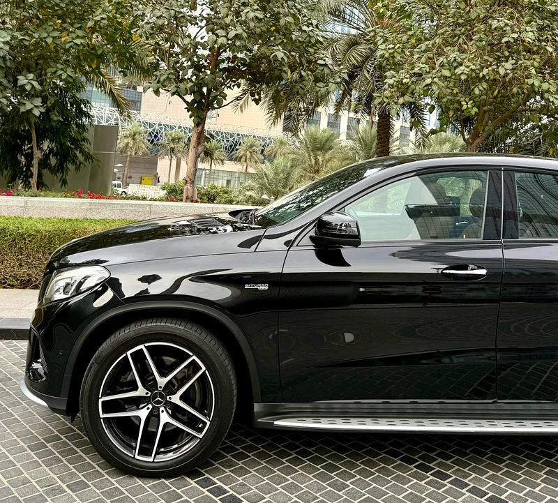 مرسيدس AMG مثالية GLE43 V6 "" شاشات "" خليجي "" جميع الخيارات "" بانوراما "" رادار "" كيلومترات قليلة63145813153155113