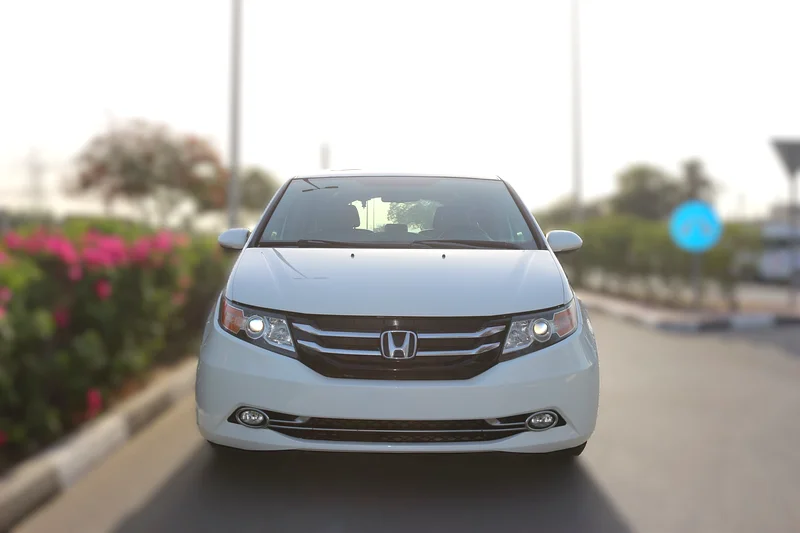 Honda Odyssey Full options 2014 Gcc with elc sliding door63155552361346111