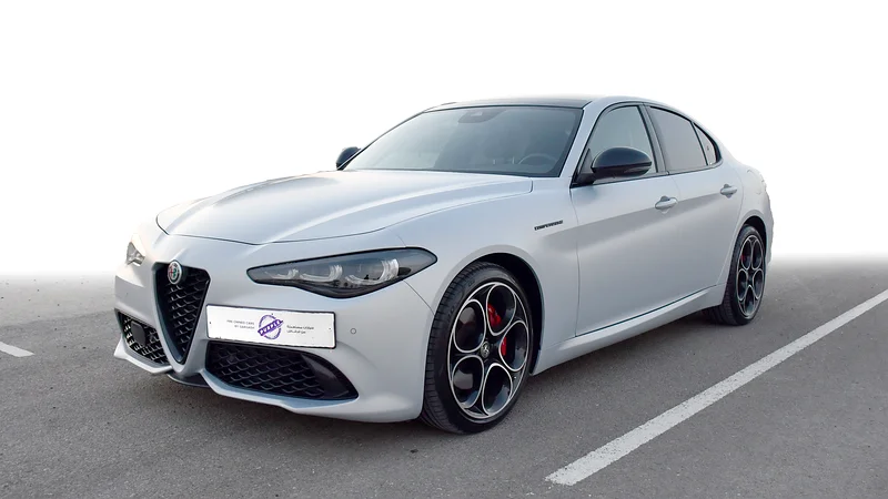 AED 3,132 / Month | Alfa Romeo | Giulia Competizione | 2024 | Warranty and Service | Service History63232619622017110