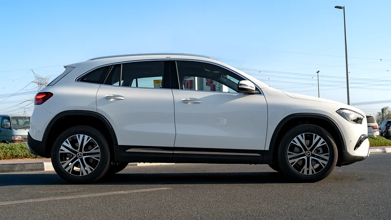 2025 | MERCEDES BENZ GLA 22063146745252865112