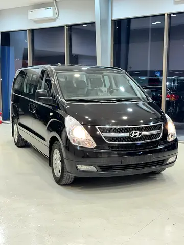 5+ doors Hyundai H1 for sale in UAE | dubizzle