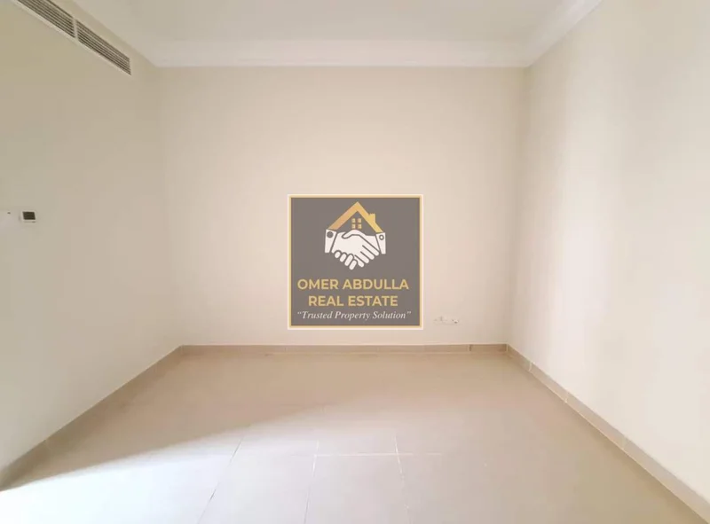 مطبخ Saprit!! لدي شقة استوديو مع تكييف مركزي لـ 👨‍👩‍👦 في المويلحة62885272938627112