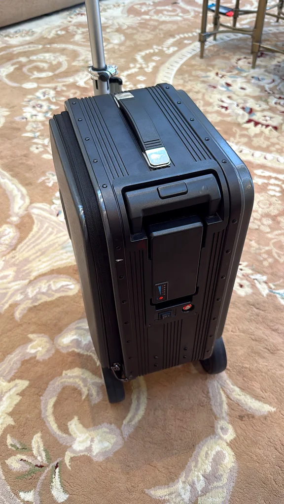 Wheeled Luggage with Scooter Handle!63233643453826111