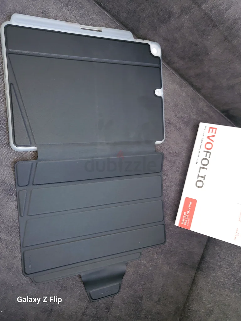 35 AED iPad cover new and good quality632198364117771128
