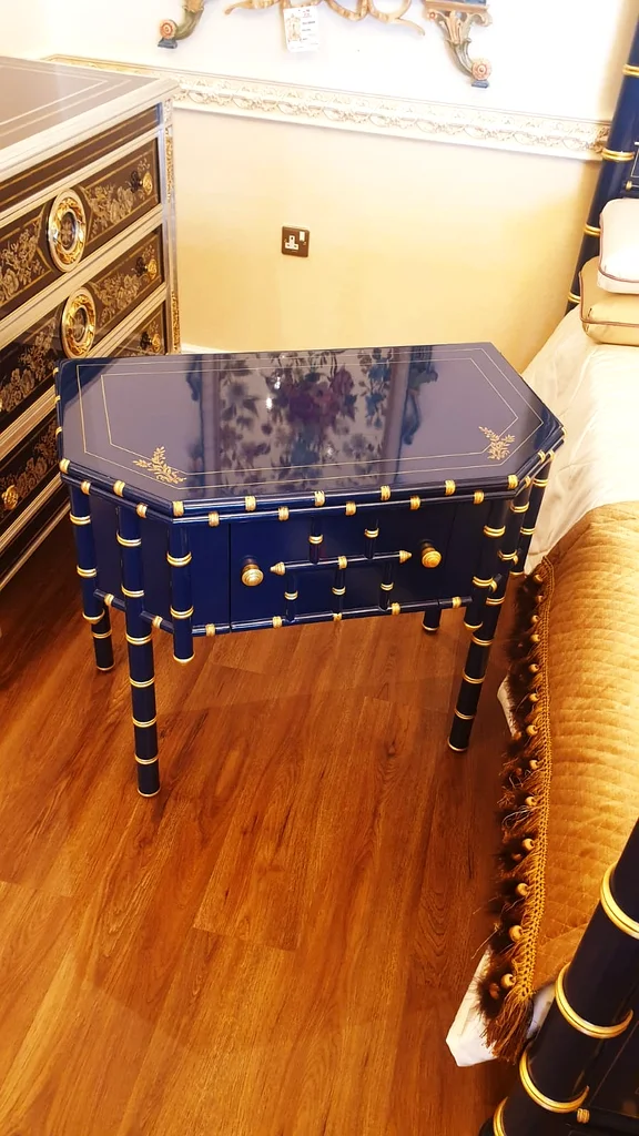 Elegant Blue Nightstand with Drawers631793862813461110