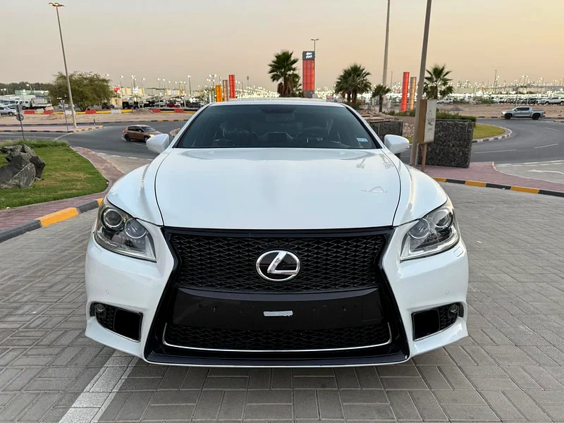 LEXUS LS 460F SPORTS USA 201563231636306305110