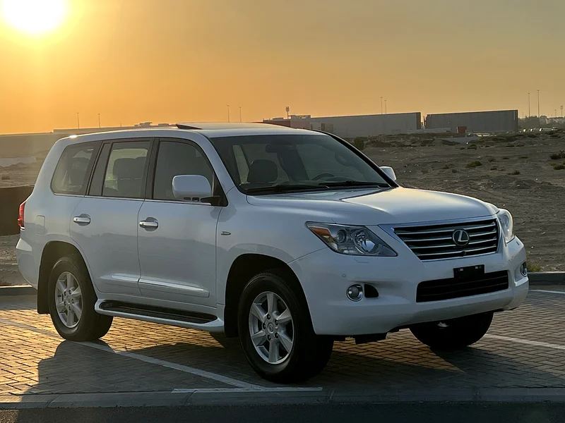 Lexus LX570 2010 model, Gulf specification, fully loaded, in excellent condition63225313170306113