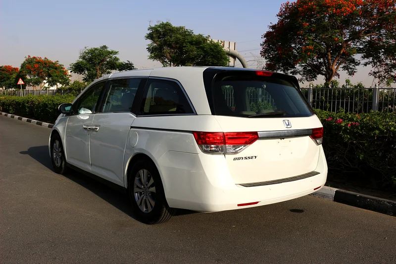 Honda Odyssey Full options 2014 Gcc with elc sliding door63155552361346114