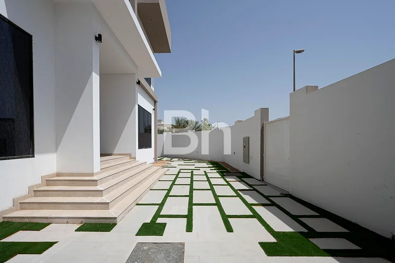 Newly Built | Corner Villa | Vacant62890349060097111