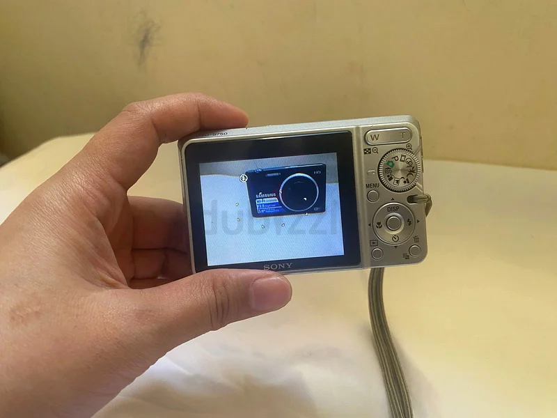 Capture Memories with the Sony DSC-W570 Camera!63234612672771113